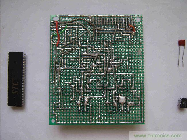 DIY集電容、電感和頻率為一體的測量儀器