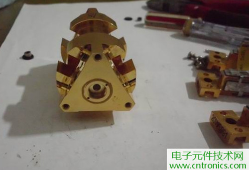 這貨一萬三？50W半導(dǎo)體激光模塊拆解