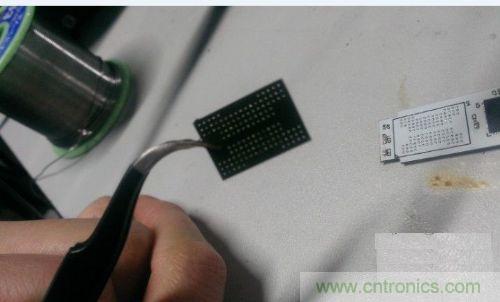 制作U盤全過程，由PCB做起