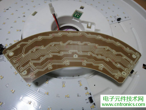 高端大氣上檔次！智能遙控調(diào)光LED吸頂燈拆解