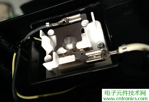 PM2.5殺手！松下納米水離子空氣凈化器拆解