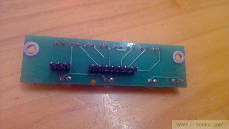 牛人力作！PCB版藍(lán)牙智能小車DIY