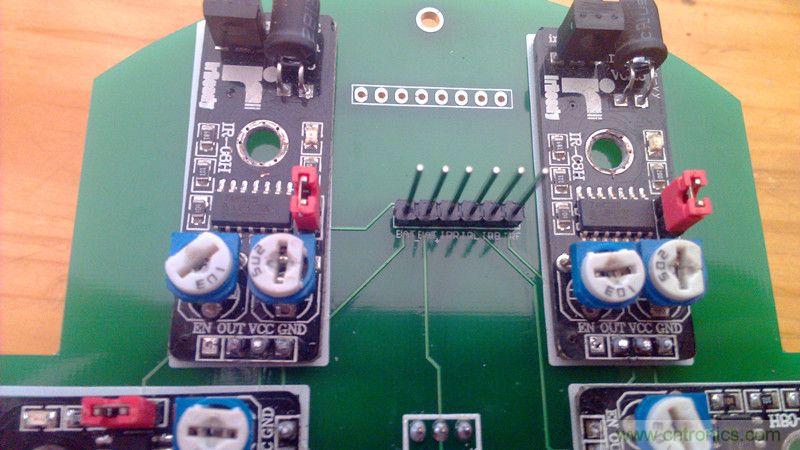 牛人力作！PCB版藍(lán)牙智能小車DIY