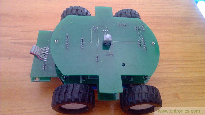 牛人力作！PCB版藍(lán)牙智能小車DIY