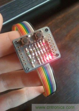 低調(diào)有內(nèi)涵！別人看不懂的LED電子表DIY