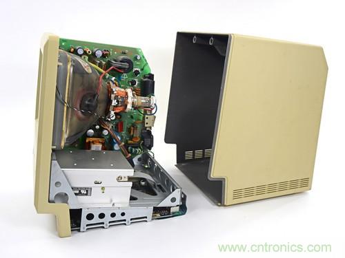 拆！古董級Macintosh 128K電腦