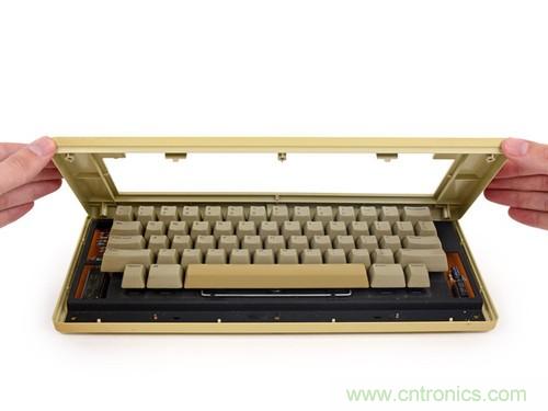 拆！古董級Macintosh 128K電腦