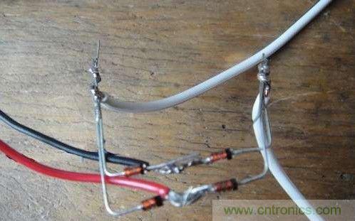 創(chuàng)意DIY！迷你風(fēng)力發(fā)電機(jī)！