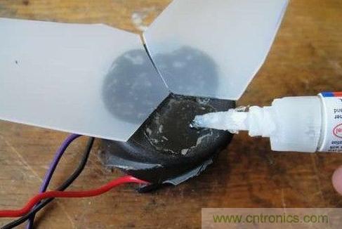 創(chuàng)意DIY！迷你風(fēng)力發(fā)電機(jī)！