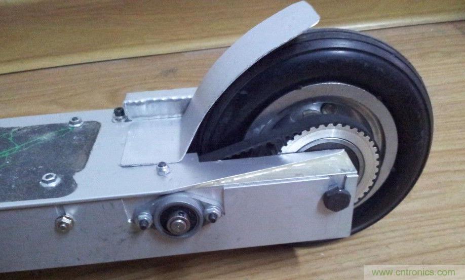 能工巧匠！DIY屬于你的電動滑板車！