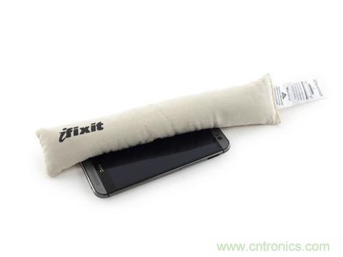 牛人強(qiáng)拆！新HTC One(M8)真機(jī)精密做工難修理