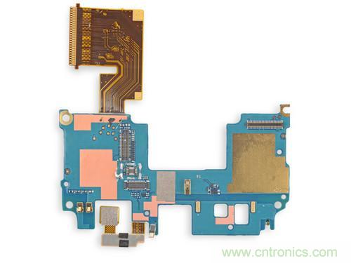 牛人強(qiáng)拆！新HTC One(M8)真機(jī)精密做工難修理