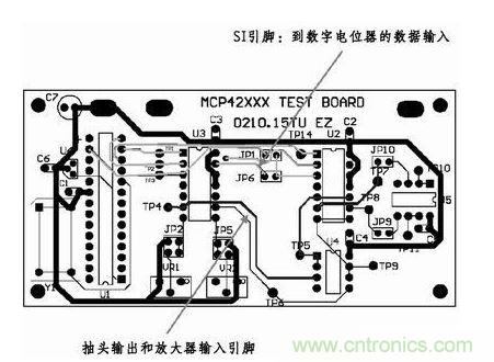 采用這種新的布線，將模擬線路和數(shù)字線路隔離開了。增大走線之間的距離，基本消除了在前面布線中造成干擾的數(shù)字噪聲。
