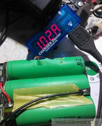 一拆便知！移動(dòng)電源充電電流如何改造？