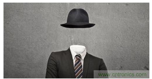 式隱形斗篷利用主動(dòng)式組件與被動(dòng)式超穎材料，可望進(jìn)一步縮減斗篷尺寸，使其更適合個(gè)人使用