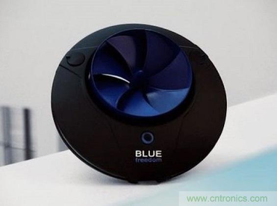 圖4：Blue Freedom是一種“微型水力發(fā)電廠”，能用利用流動的水來為便攜設(shè)備充電。