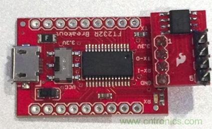  圖4：裝配好的隔離型USB-to-UART轉換器。