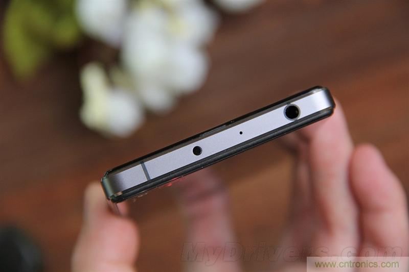 無(wú)邊框的 nubia Z9 ，一款既有驚喜，又有驚艷的智能手機(jī)