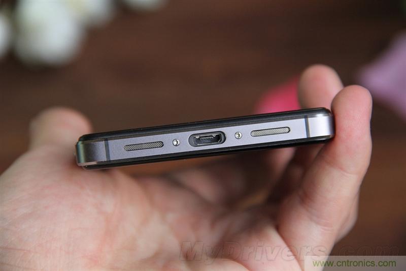 無(wú)邊框的 nubia Z9 ，一款既有驚喜，又有驚艷的智能手機(jī)