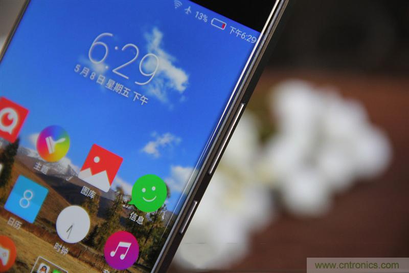 無(wú)邊框的 nubia Z9 ，一款既有驚喜，又有驚艷的智能手機(jī)