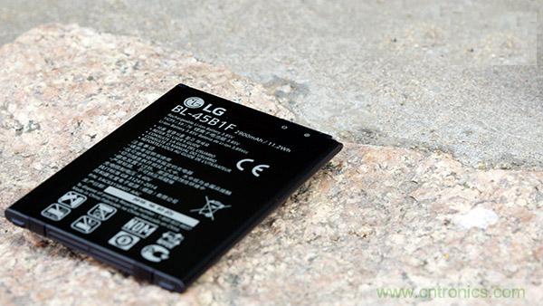 業(yè)界良心 LG V10 評測:剛毅、冷峻，不失人性化