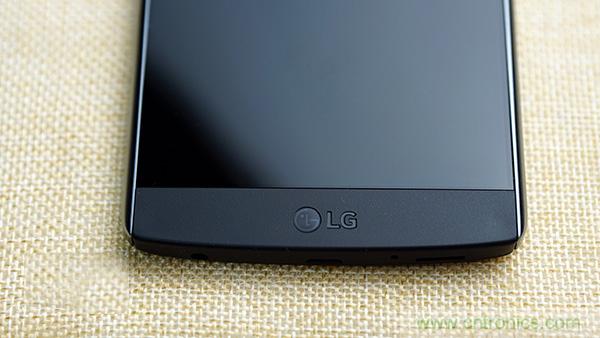 業(yè)界良心 LG V10 評測:剛毅、冷峻，不失人性化