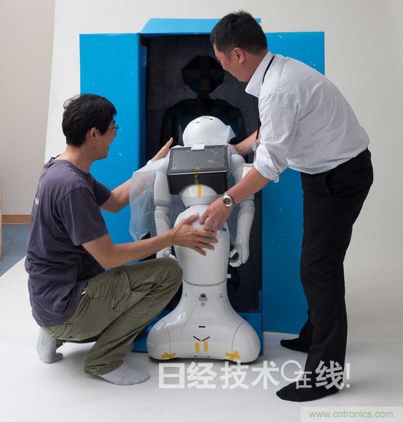 拆解筆記本不過癮，那就來拆拆日本情感機器人吧！