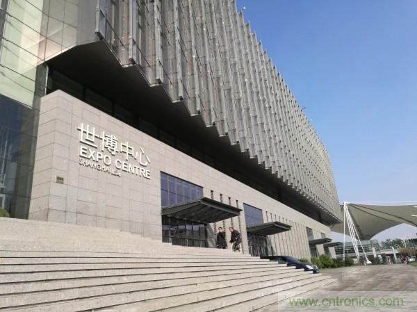 新旗艦Mate 8全評測：橫空出世！能否延續(xù)一機(jī)難求？