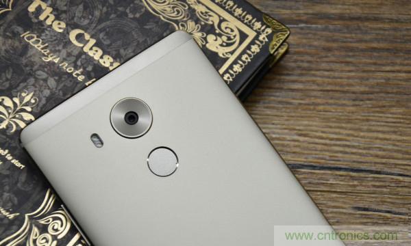 新旗艦Mate 8全評測：橫空出世！能否延續(xù)一機(jī)難求？