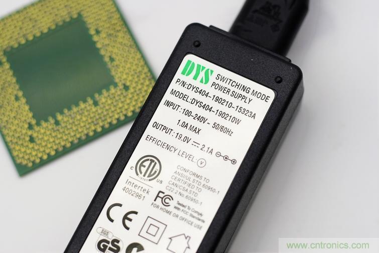 一款能喚起 70 后工程師朋友“童年趣事”的迷你電烙鐵！