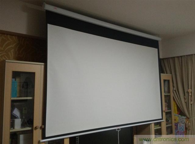 無屏電視時代已然來臨，客廳你做好準備了嗎？