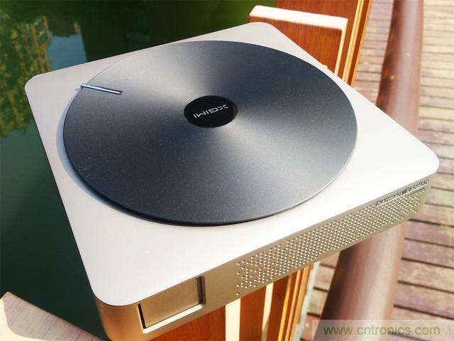 無屏電視時代已然來臨，客廳你做好準備了嗎？