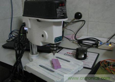 無人機(jī) DIY 制作全過程，酷得不要不要的！