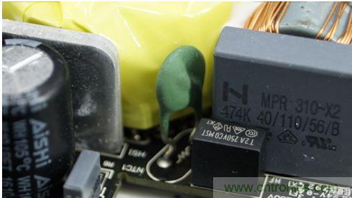 69元小米4口USB充電器詳細(xì)拆解，看完你也能DIY一個(gè)