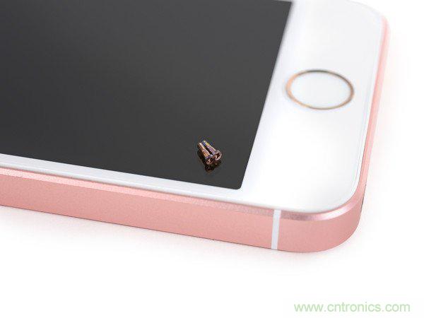 有什么地方?jīng)]有變？iPhone SE真機拆解