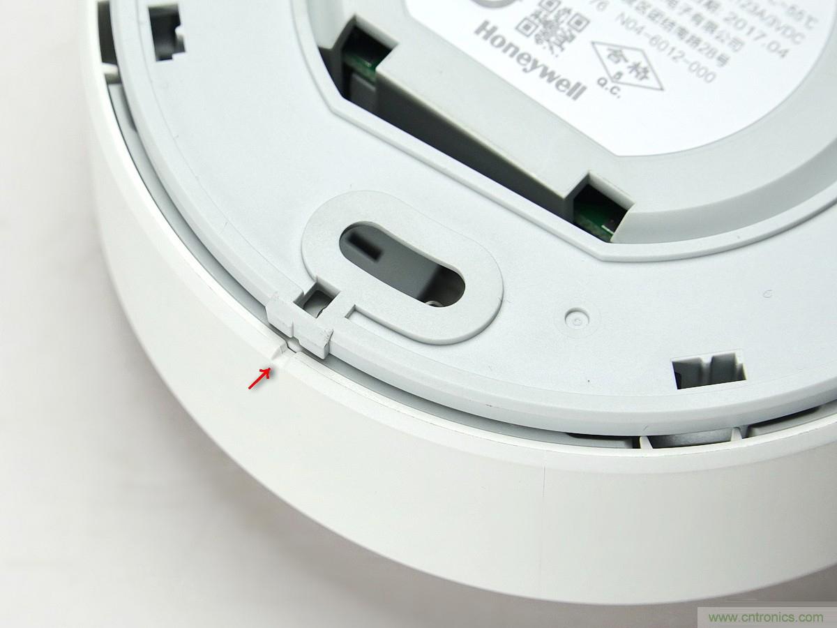 小米煙霧報警器拆解：一顆電池可用五年是如何做到的？