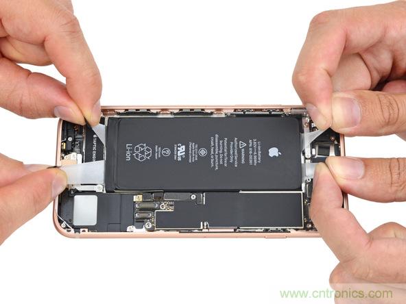 iPhone 8首拆：無(wú)線充電版本的iPhone 7？