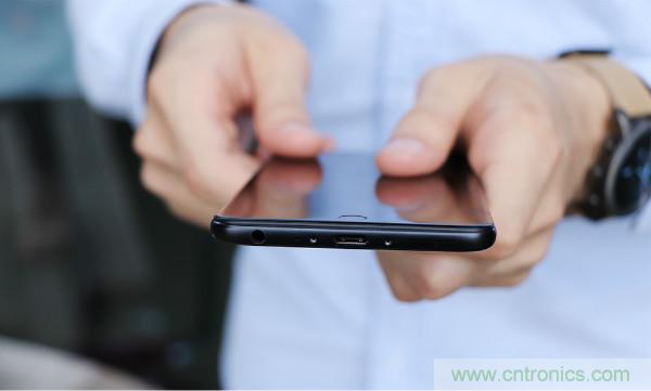 魅族M15拆解：做工精致，壓感Home鍵采用中國芯