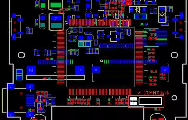 晶振為什么不能放置在PCB邊緣？