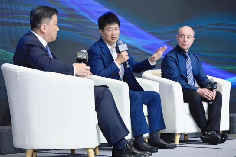 聚焦AI時(shí)代“芯”動(dòng)力，安謀科技亮相香港國際半導(dǎo)體峰會(huì)，與全球領(lǐng)袖同場論道